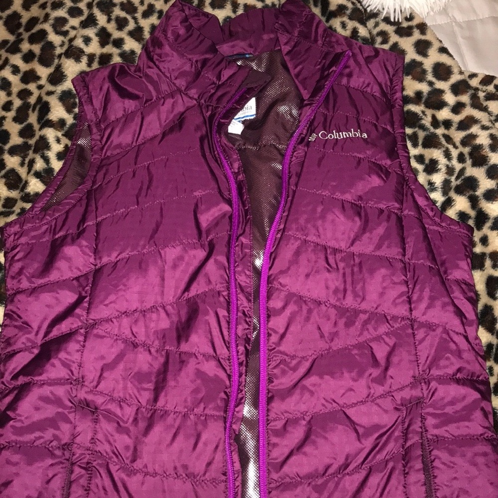 Columbia vest